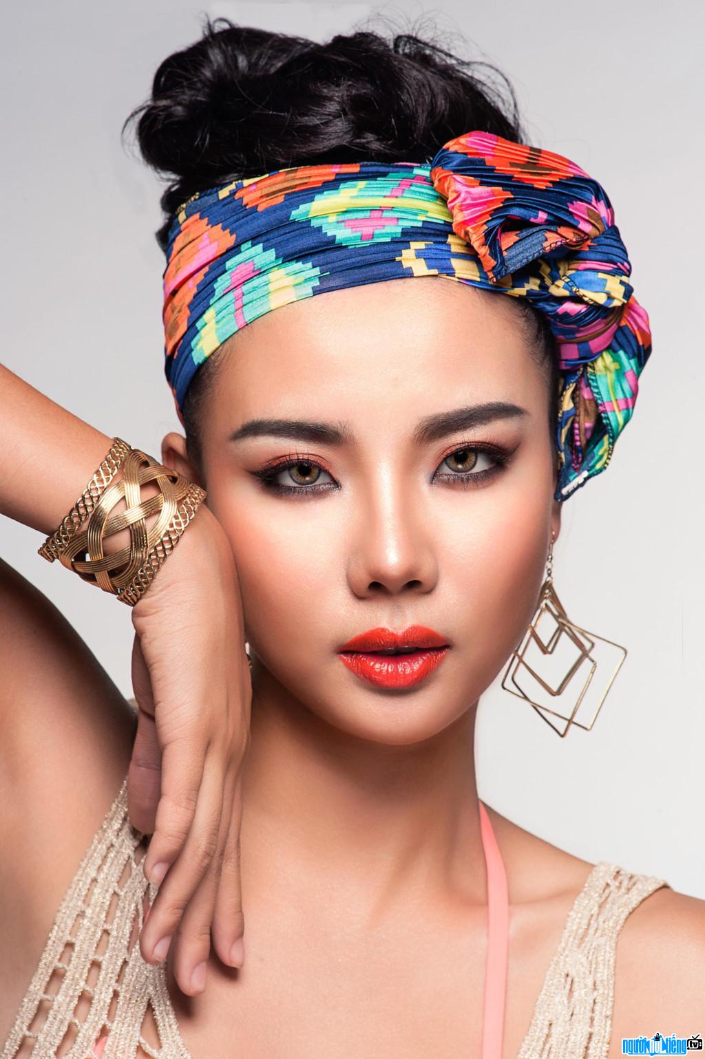 Chân dung người mẫu Lại Thanh Hương