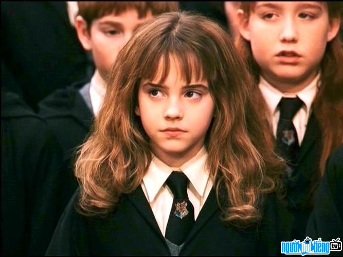 Nhân vật Hermione Jean Granger trong phim Harry Postter và hòn đá phù thủy