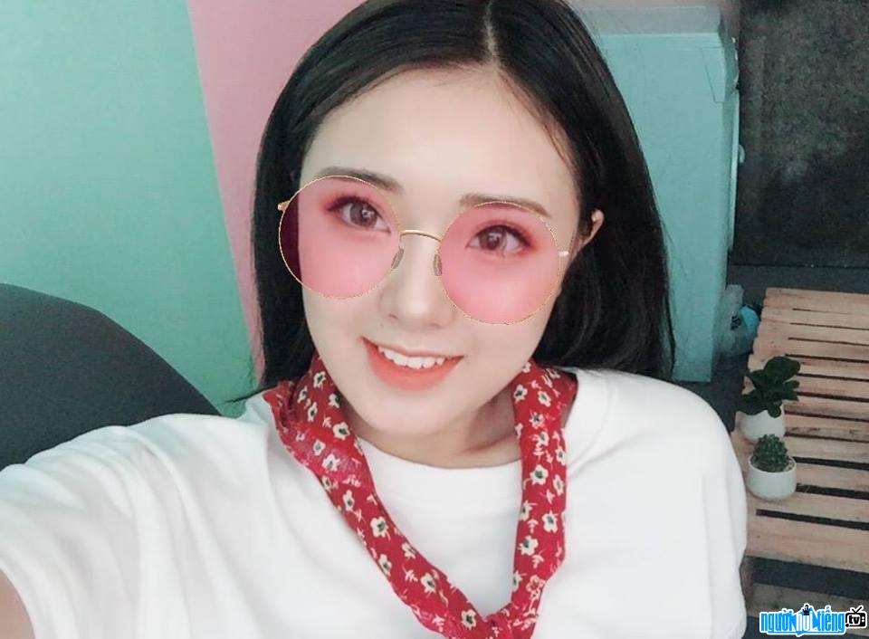 Một hình ảnh selfie cực chất của hot girl Nguyễn Thị Phương Thảo