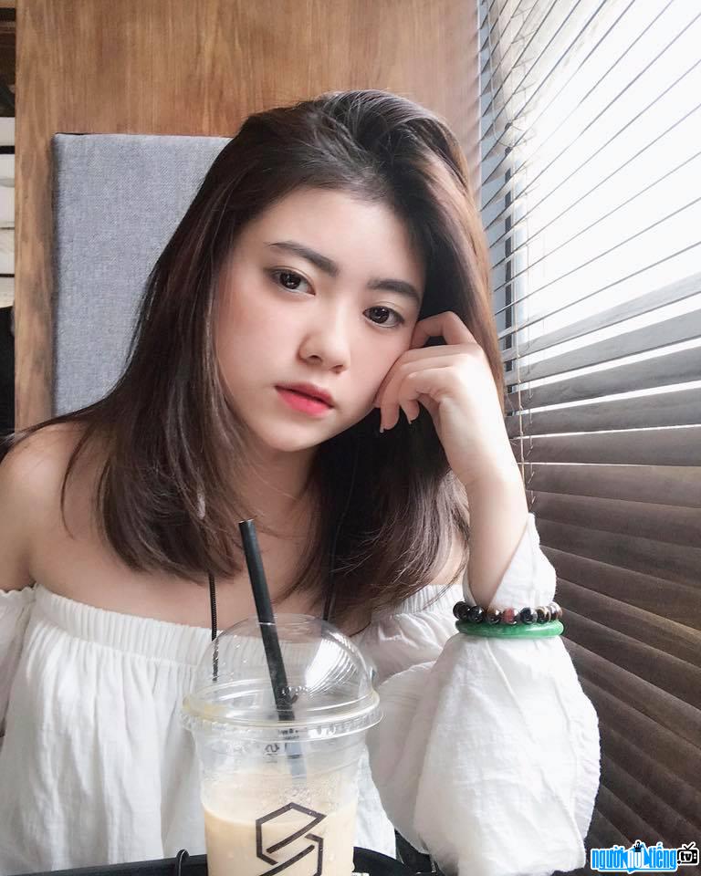 Cận cảnh nhan sắc xinh đẹp không tì vết của hot girl Phạm Chanh Ngọc Nhi