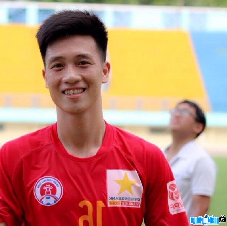 Cầu thủ Nguyễn Huy Hùng sở hữu tố chất vươn ra tầm châu lục