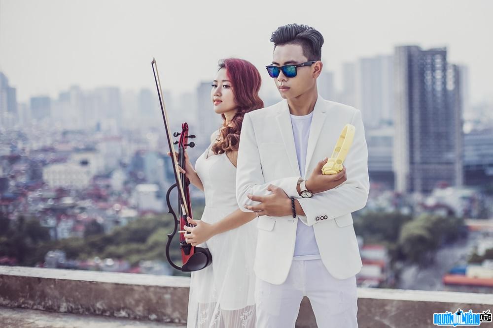 Bức ảnh violin Quỳnh Như và DJ Hưng 88