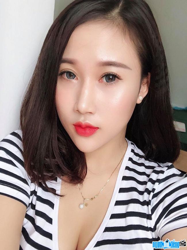 Thân hình quyến rũ của hot girl Nguyễn Bảo Linh