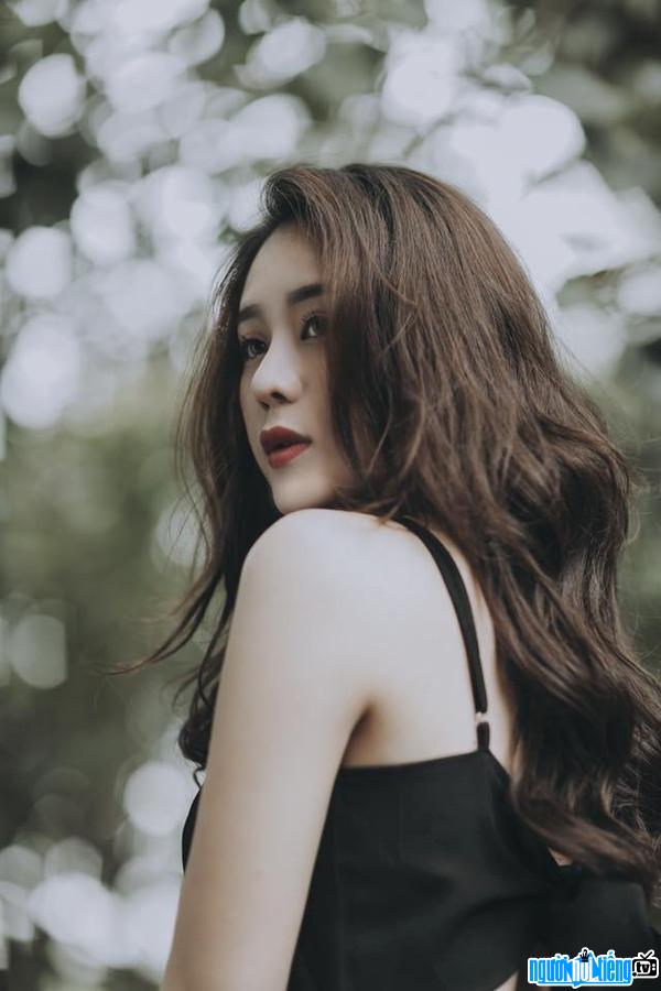 Hot girl Nguyễn Hà Thương từng tham gia đóng phim nhưng chưa bao giờ có ý định lấn sân vào showbiz