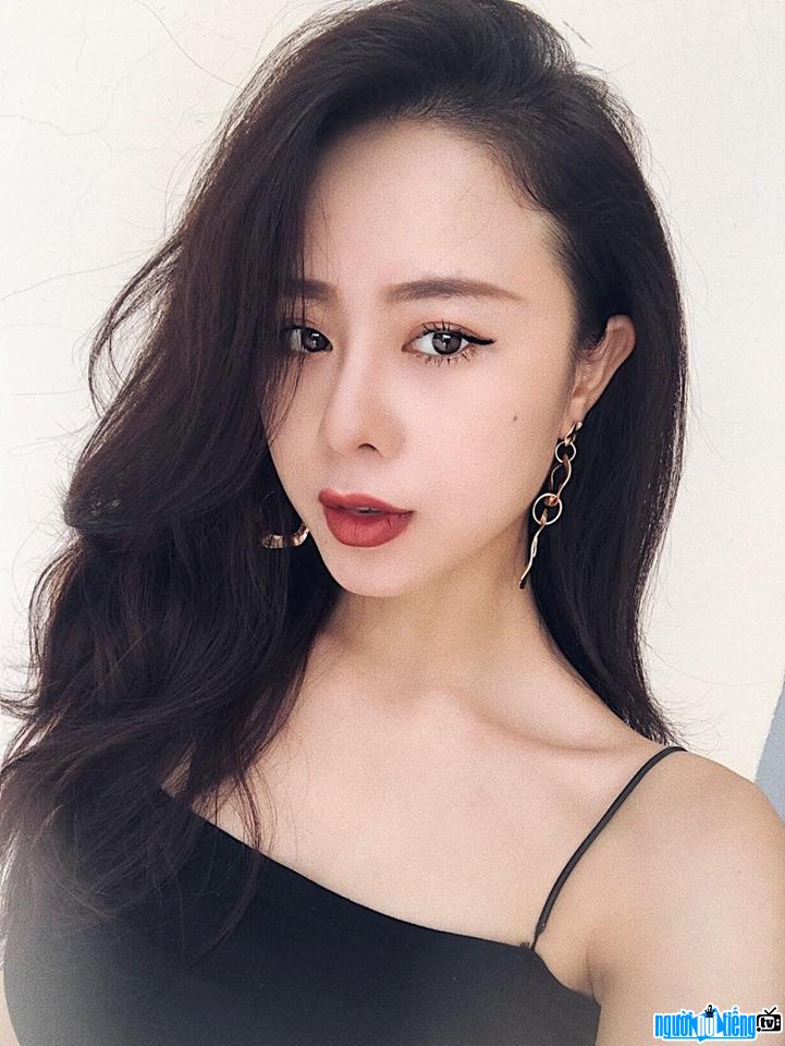 Ảnh chân dung hot girl Nguyễn Hà Thương