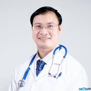 Ảnh Bác sĩ Nguyễn Hữu Hoạt