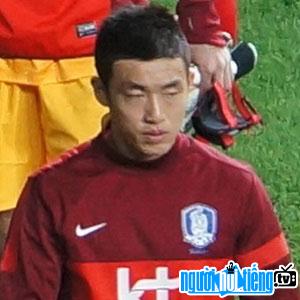 Ảnh Cầu thủ bóng đá Yun Suk-young