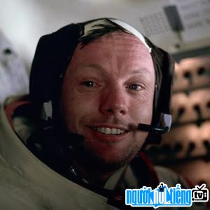 Ảnh Phi hành gia Neil Armstrong
