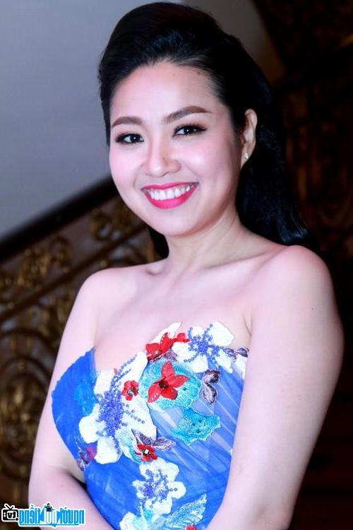 Diễn viên Lê Khánh