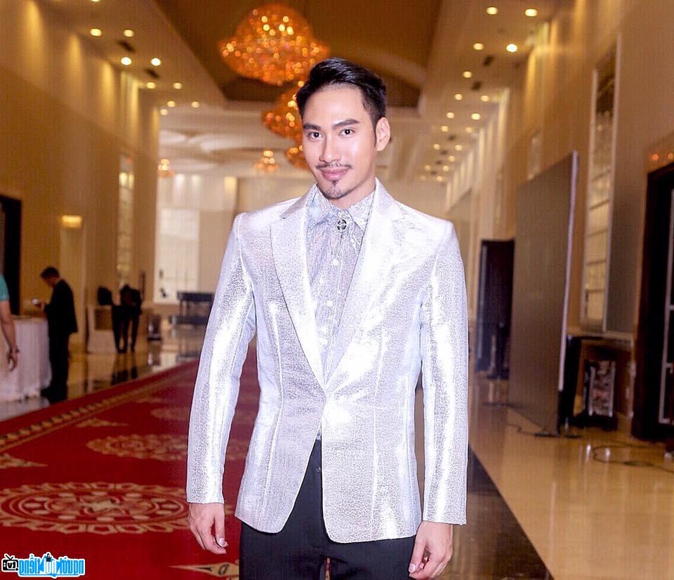  Ly Quy Khanh - Famous fashion designer Ho Chi Minh - Vietnam