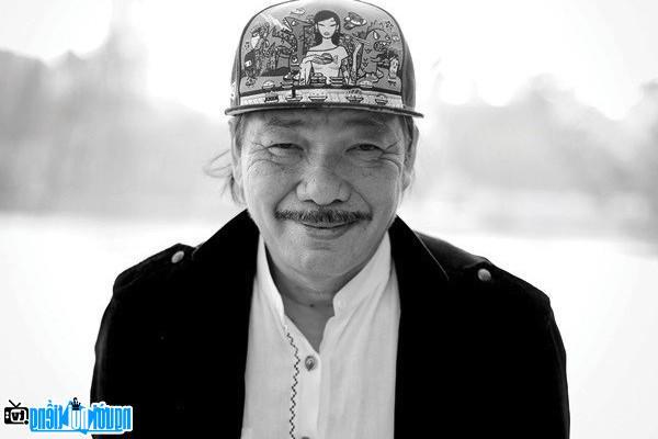 Một bức ảnh mới về Trần Tiến- Nhạc sĩ nổi tiếng Hà Nội- Việt Nam