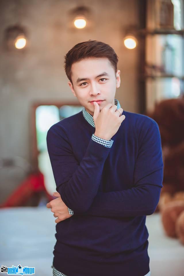 New photo of Van Anh- Famous actor Nghe An- Vietnam