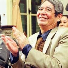 A new photo of Nguyen Dinh Thi- Famous poet Luang Prabang-Laos