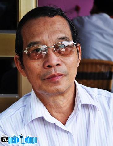 Poet Bang Viet - General Secretary of Hanoi Literature and Art Association