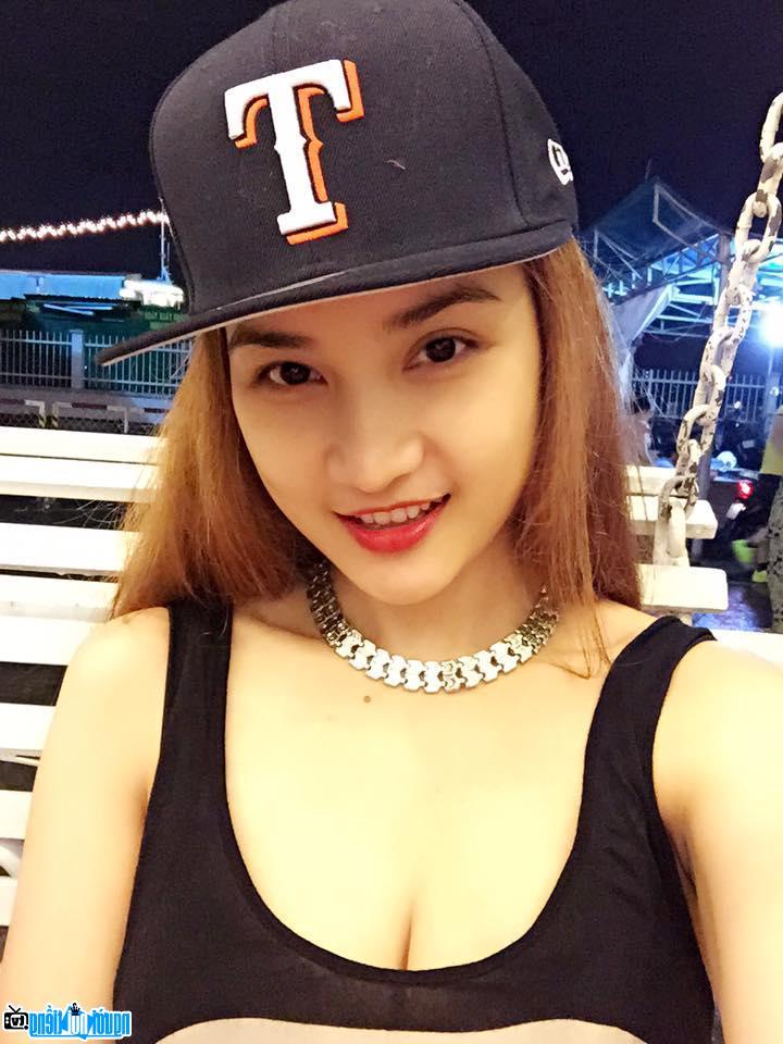  Latest pictures of DJ Windy Quyen