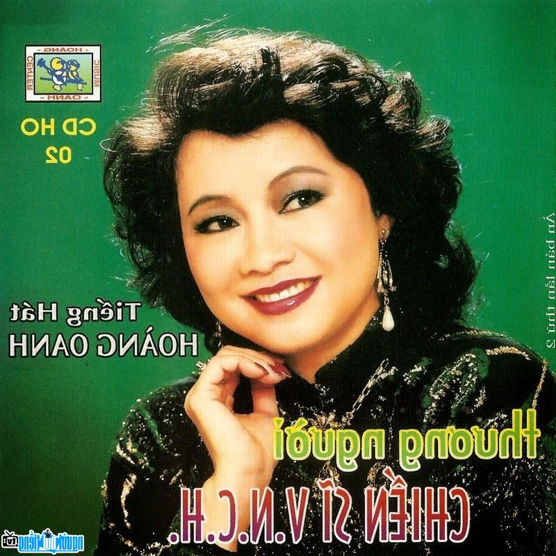 A new photo of Hoang Oanh- Famous singer Tien Giang- Vietnam