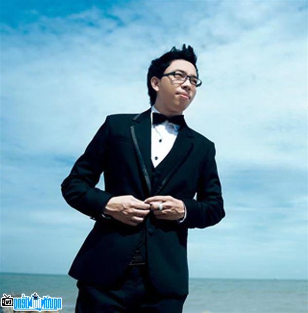 Latest picture of Musician Nguyen Hong Thuan
