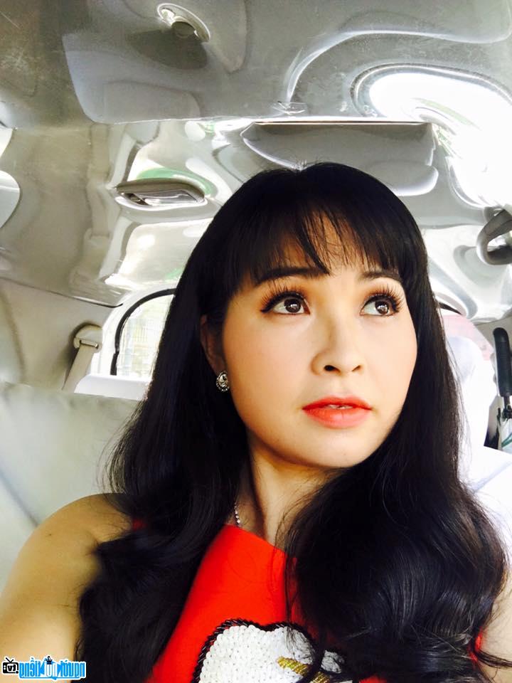  Latest pictures of Singer Trang Nhung