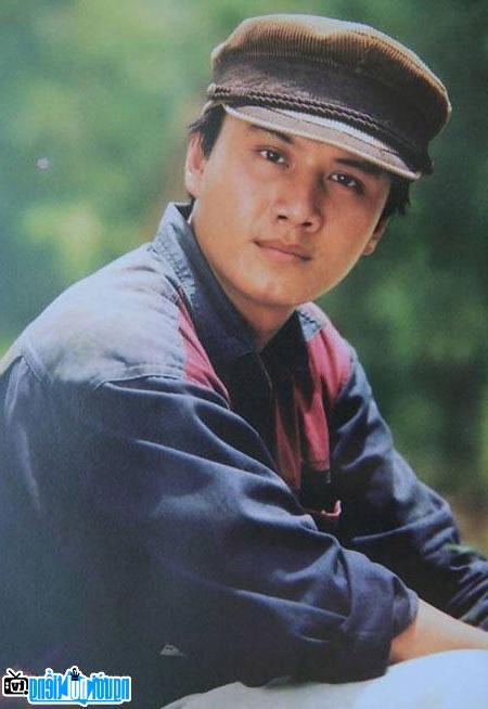  Le Cong Tuan Anh - A handsome but short-lived actor