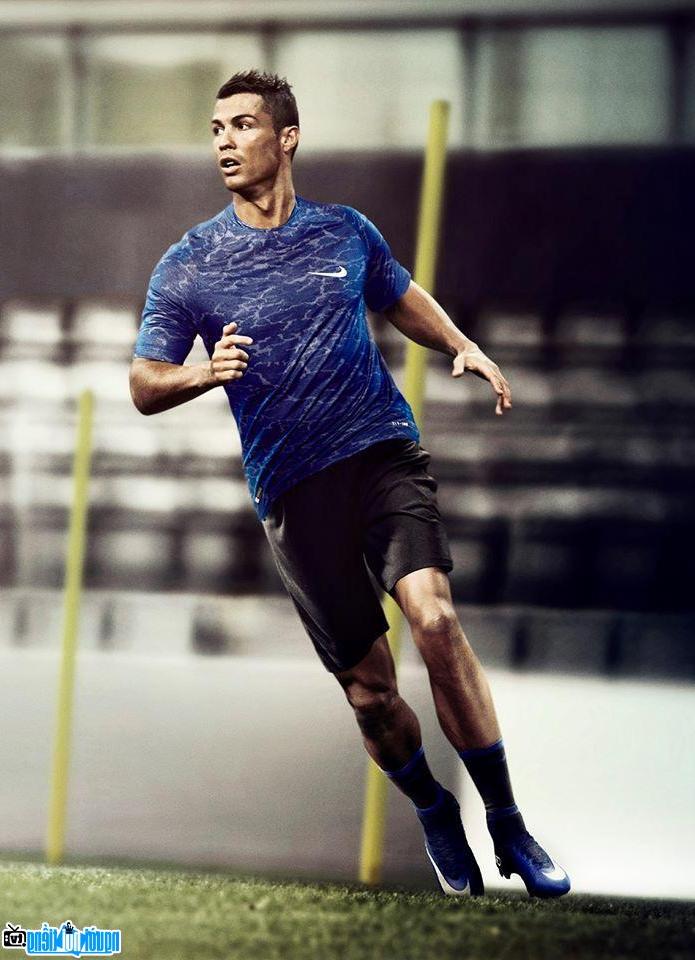 New picture of Cristiano Ronaldo Player