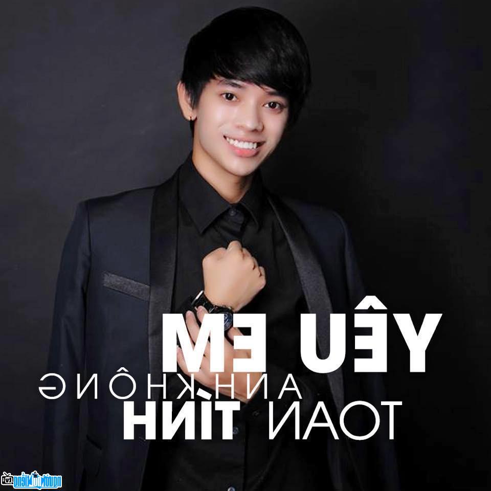  Singer Bui Vinh Phuc in the album Love You