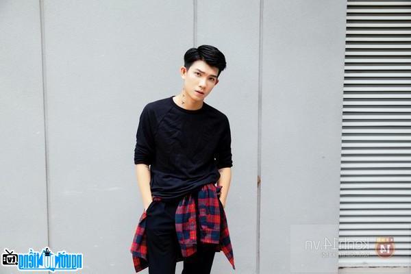 Latest pictures of Hot boy Ken Lous Tuan Phong