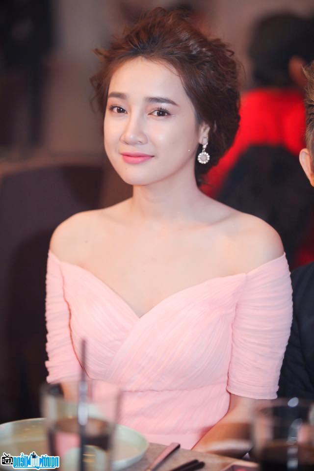  Picture of actress Nha Phuong sexy and beautiful
