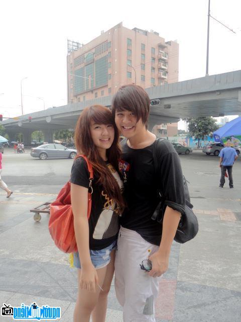 Singer Wanbi Tuan Anh with his sister