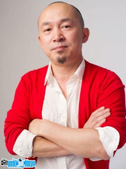 A portrait image of Musician Quoc Trung