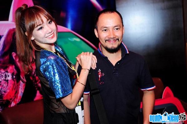 Picture of male singer Dinh Tien Dat and Hari Won when they were still in love