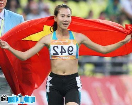  Truong Thanh Hang on the podium of victory