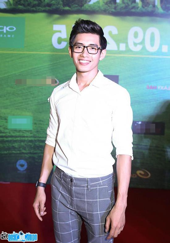 Latest pictures of Dancesport Artist Quang Dang