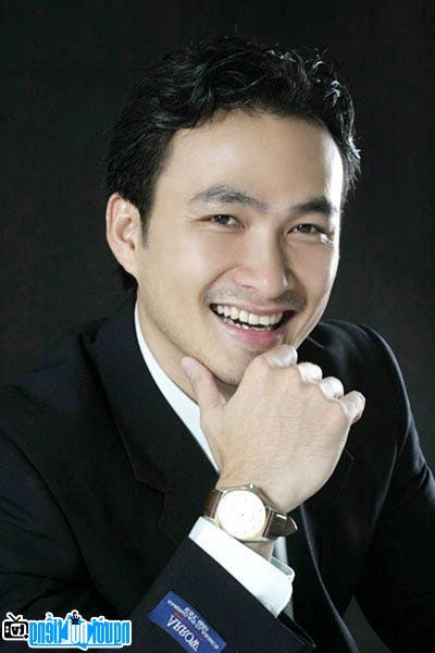  Portrait of Actor Chi Bao