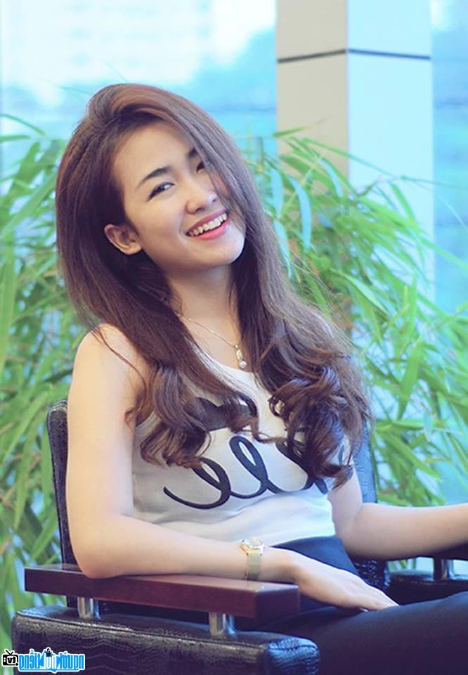 Vẻ đẹp của DJ Trang Moon