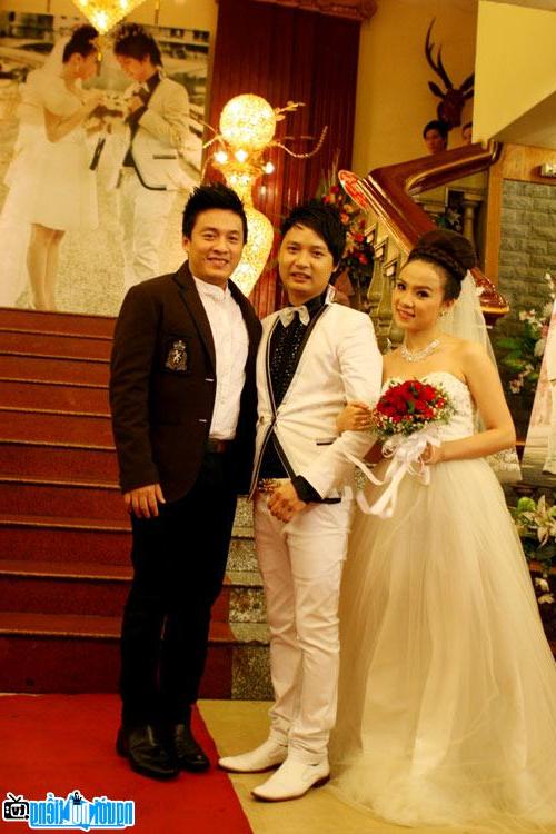 Ca sĩ Lam Trường đến dự đám cưới của nhạc sĩ Nguyễn Hải Phong