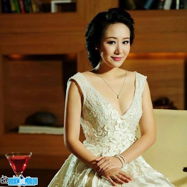  Ngo Phuong Lan -The famous Miss Vietnam
