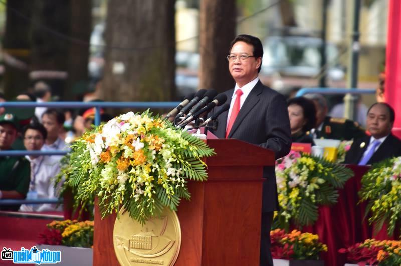  Nguyen Tan Dung -Famous politician of Vietnam