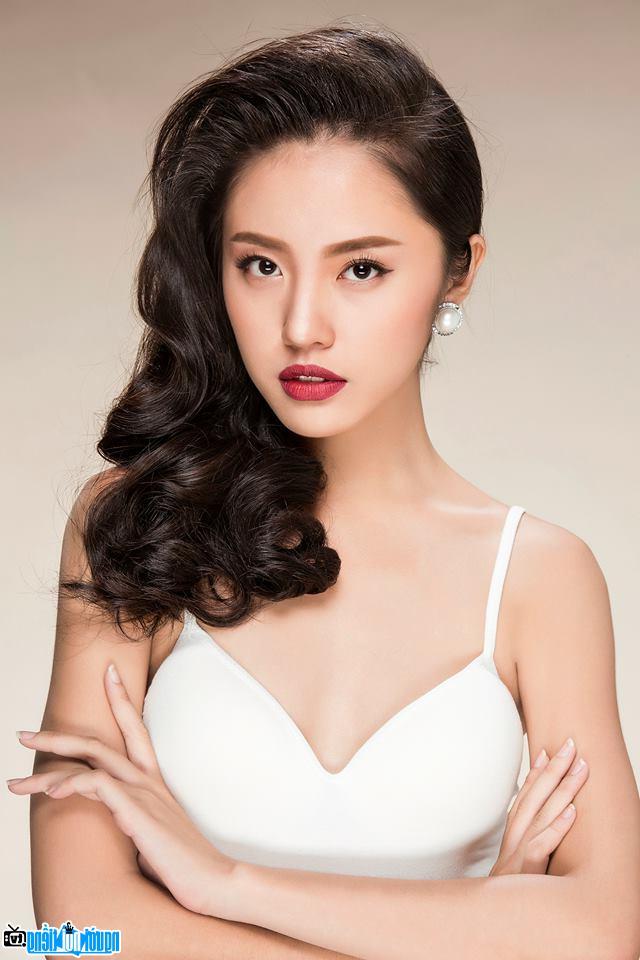 Thanh Vy-Famous model Vietnamese language