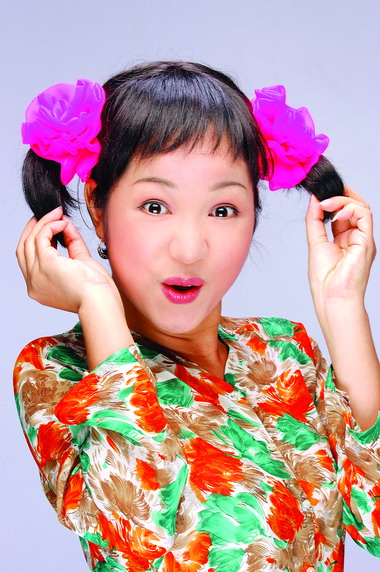 Image of Comedian Thuy Nga 5