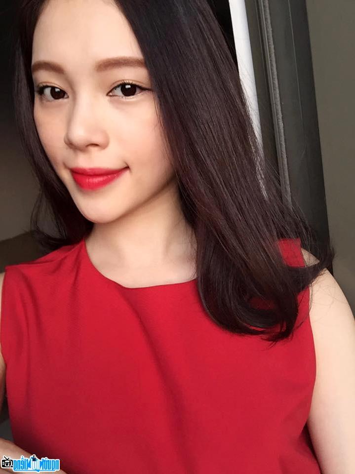  Famous hot girl of Hanoi-Vietnam