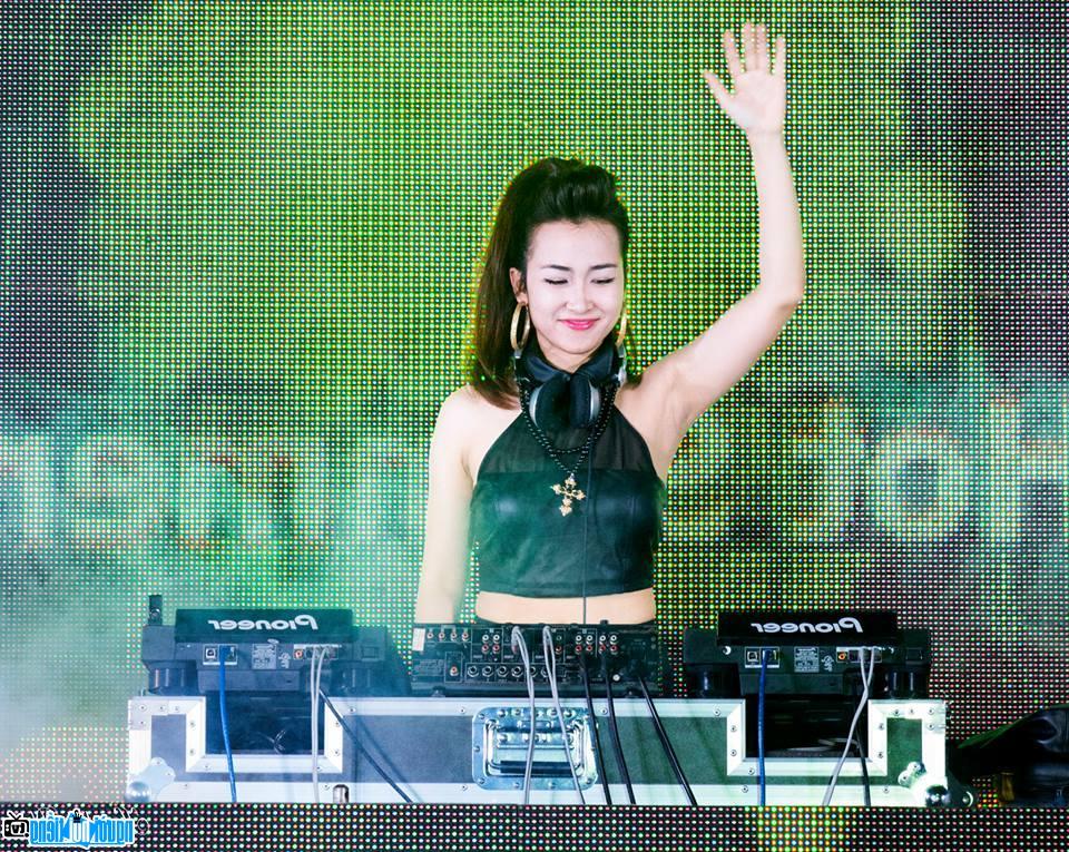 Photos of Trang Moon- DJ born in Hanoi-Vietnam