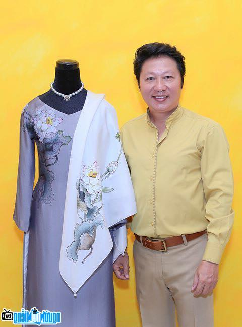 A new photo of Le Si Hoang- Famous fashion designer Ho Chi Minh- Vietnam