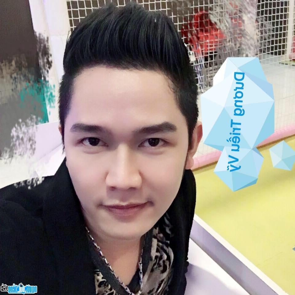  A new photo of Duong Trieu Vy - Famous singer Tien Giang - Vietnam