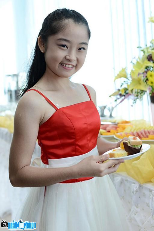 A new photo of Lam To Nhu- Famous Dancer