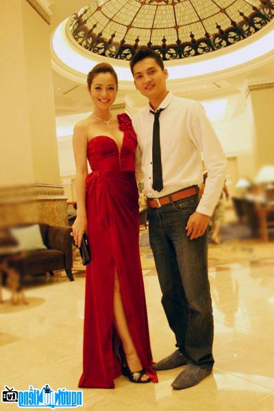  Pictures of Le Ba Hai Sieu and Miss Jennifer Pham