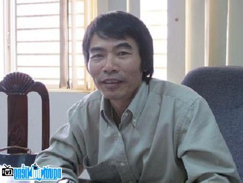 Một bức ảnh mới về Lê Thẩm Dương- Diễn giả nổi tiếng Hồ Chí Minh- Việt Nam