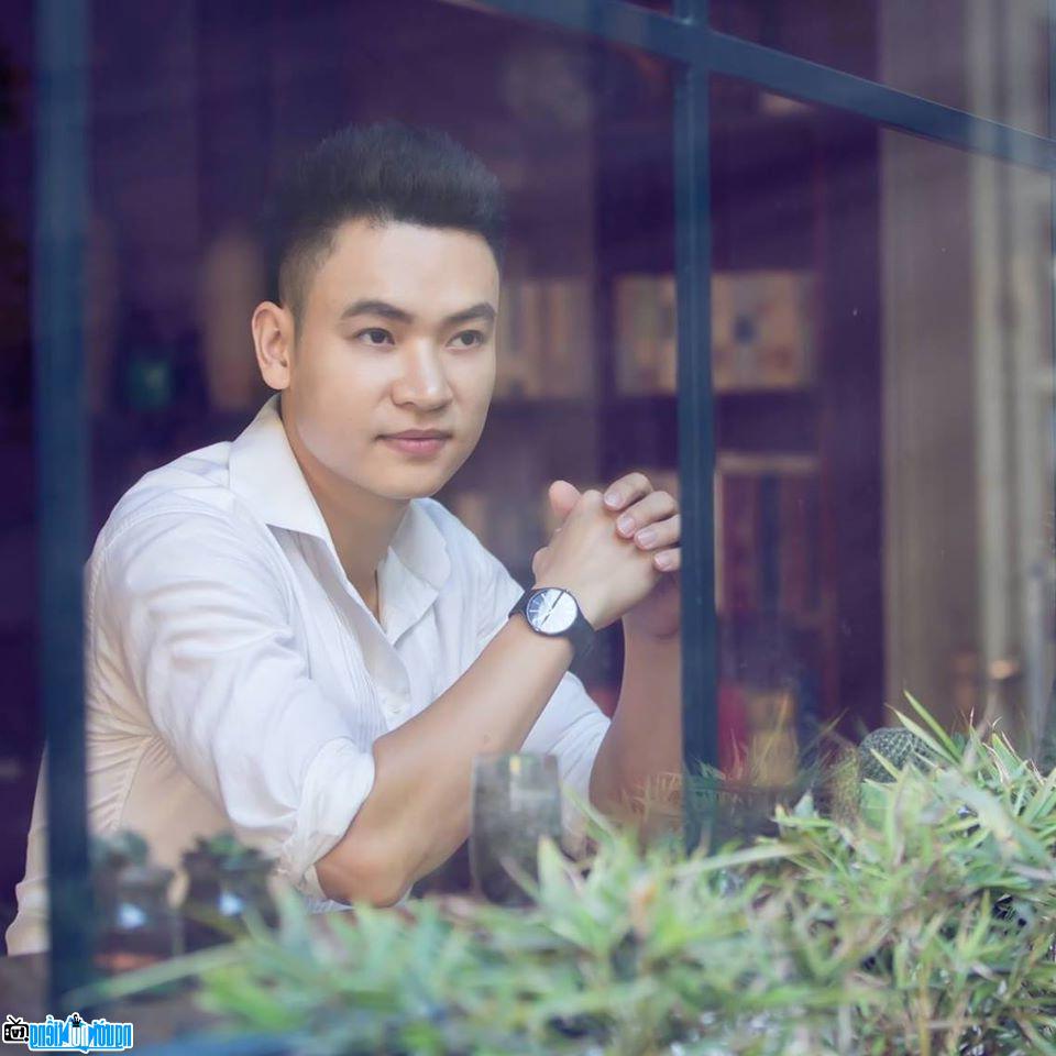 A new photo of Duy Khoa- Famous singer Hanoi-Vietnam
