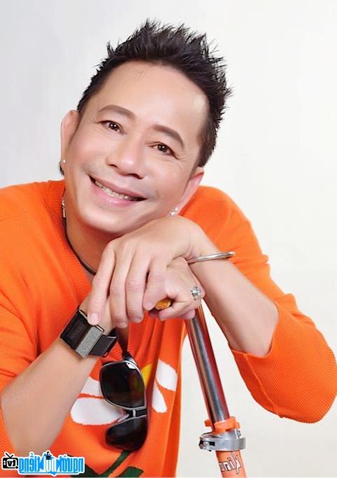 A new photo of comedian Bao Chung