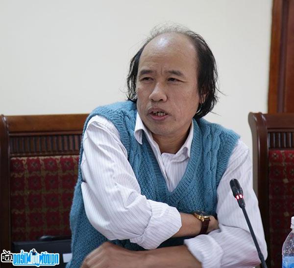 Latest picture of Contemporary writer Ta Duy Anh