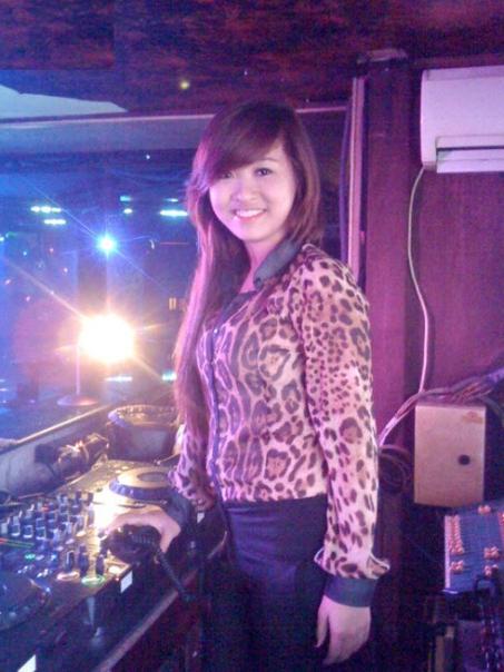 Latest pictures of DJ Dj Yen Luna